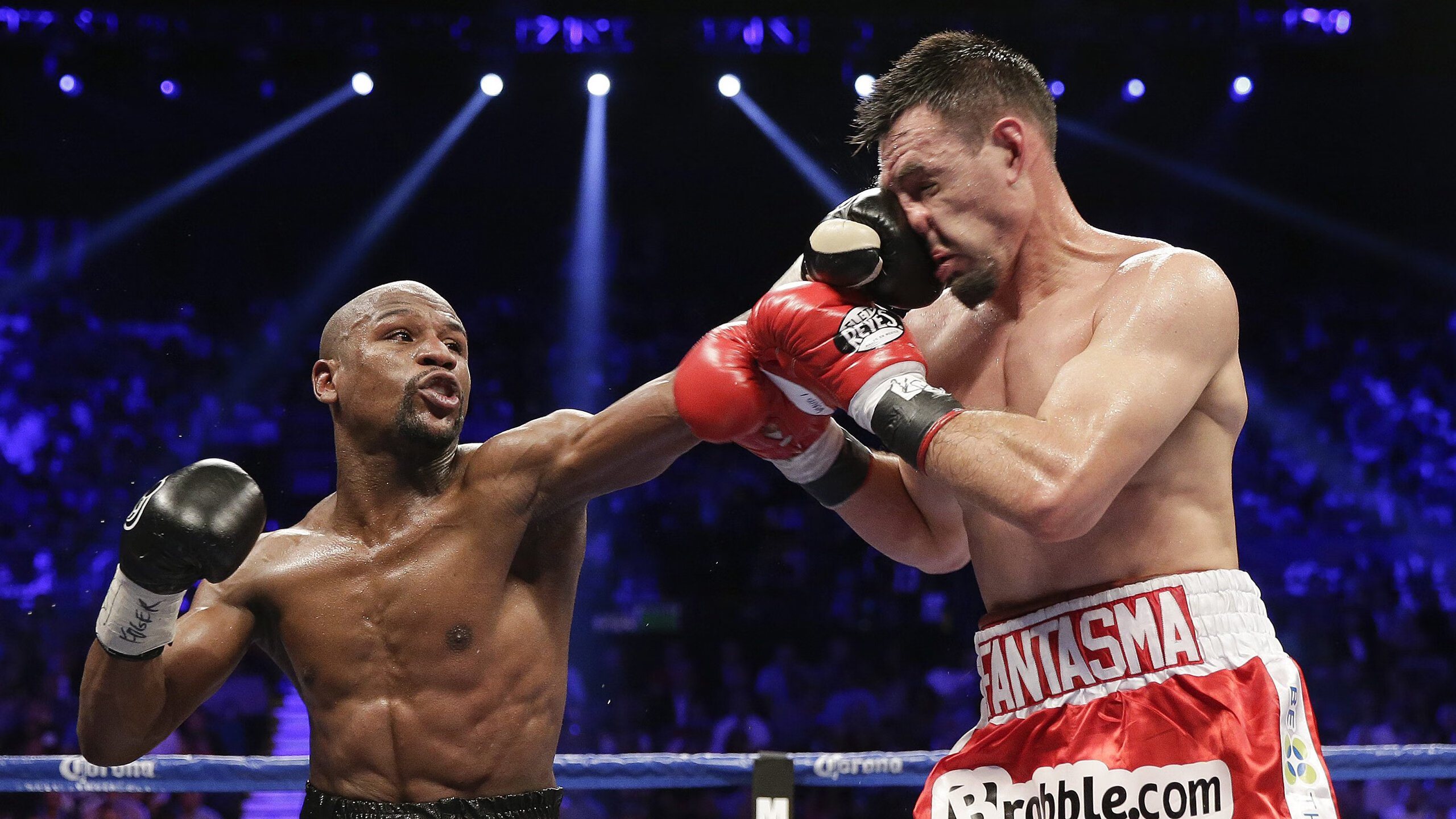 《堡垒之夜》“未来之城”系列赛,创意与激战极致结合!