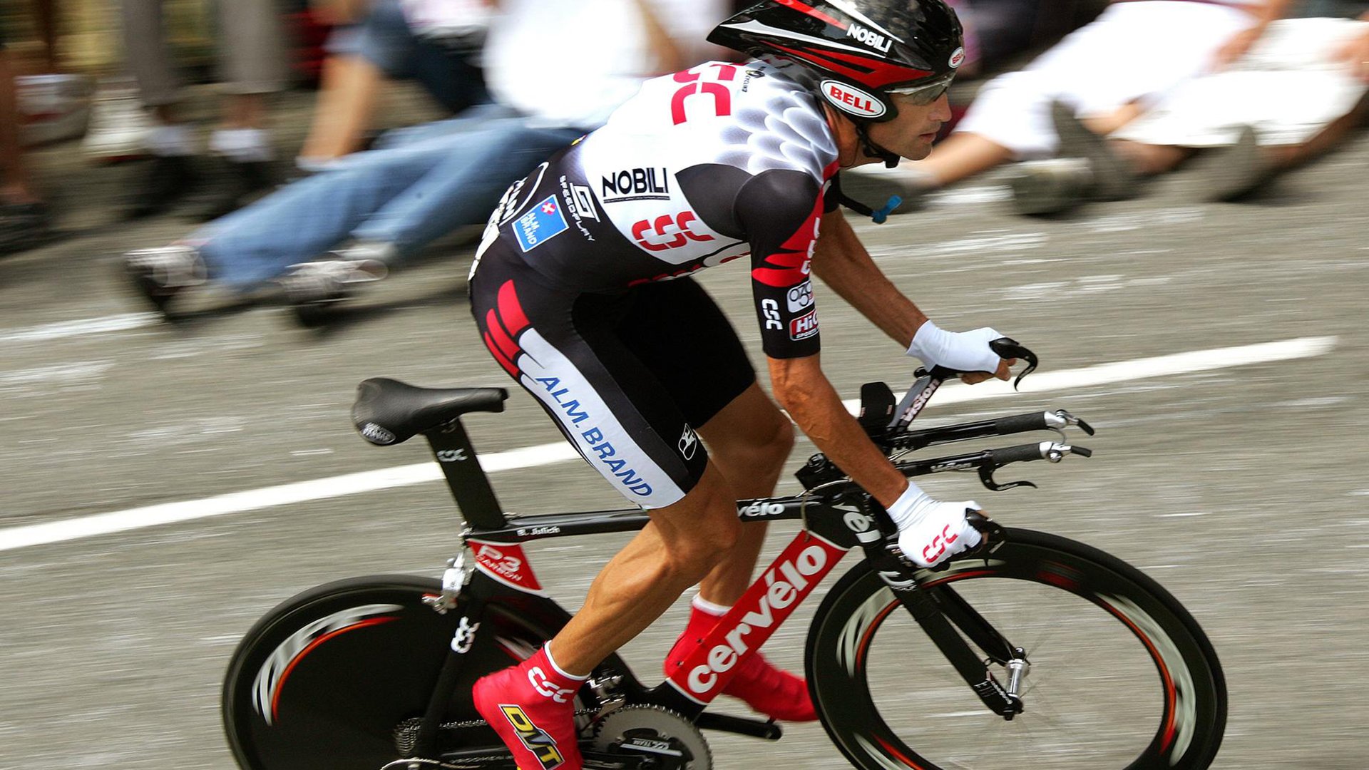 拉恩：凭借加速和敏锐的判断，他成为全黑队反击战术中的核心球员